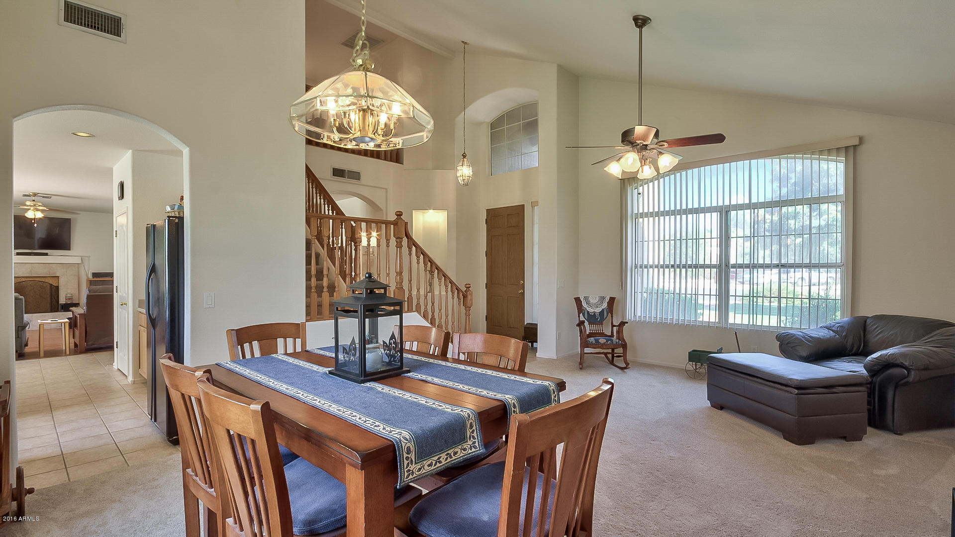 208 East Liberty Lane Gilbert, AZ 85296 - Photo 5 of 34 05