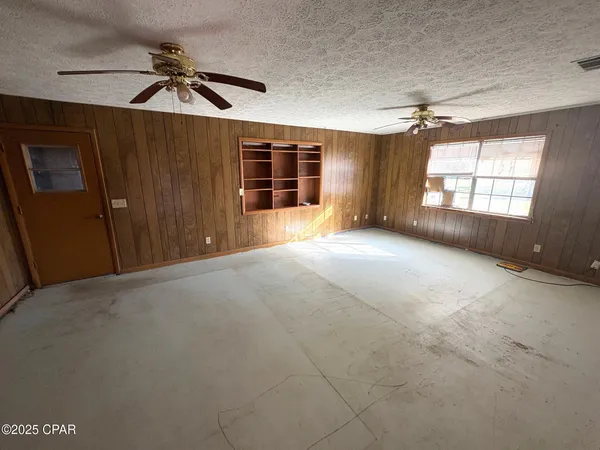 $575,000 | 4980 Heisler Road, Graceville, FL 32440