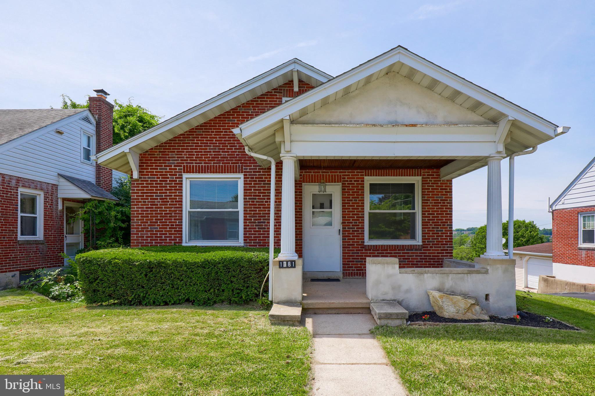 1381 Fayette Avenue Reading, PA 19607 - Photo 1 of 28