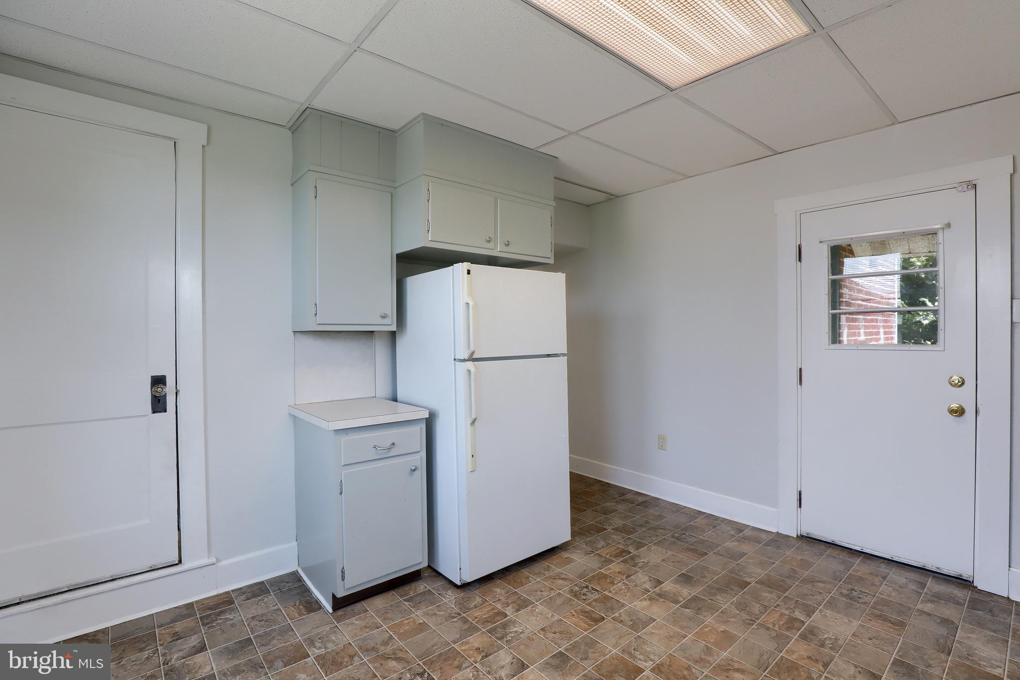 1381 Fayette Avenue Reading, PA 19607 - Photo 18 of 28