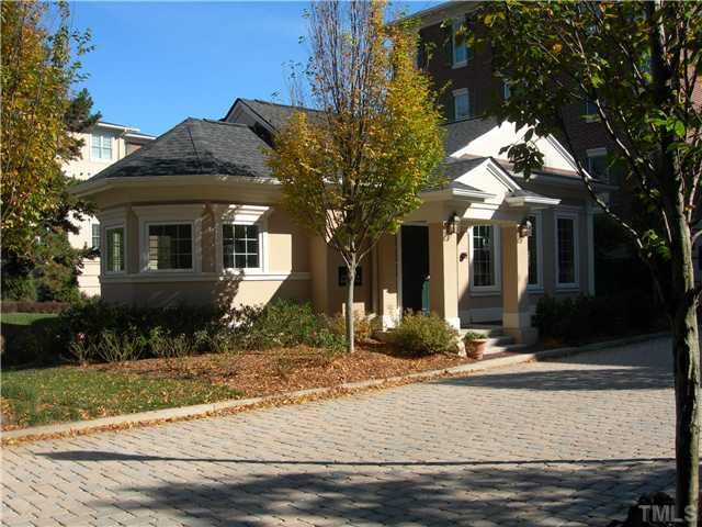 2901 Market Bridge Lane, Unit 202 Raleigh, NC 27608 - Photo 13 of 15 Fitness center