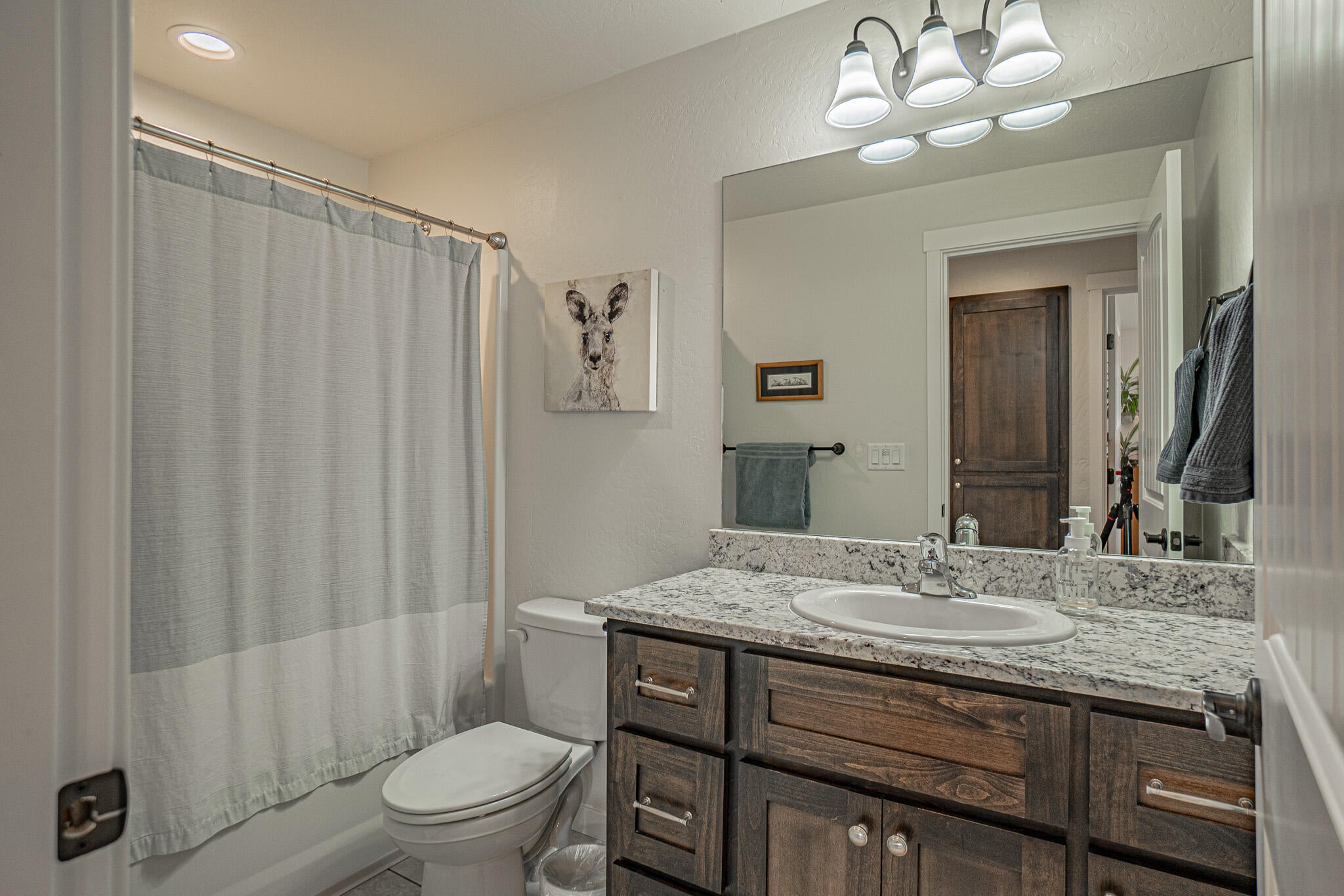 712 Nottingham Terrace Eagle Point, OR 97524 - Photo 17 of 26 DSC07853-HDR