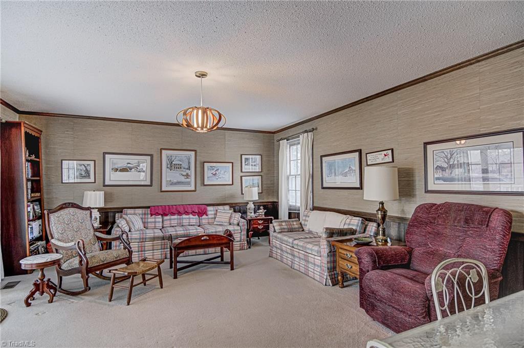 304 North Hawthorne Road Winston-Salem, NC 27104 - Photo 11 of 21 Gallery Image 11