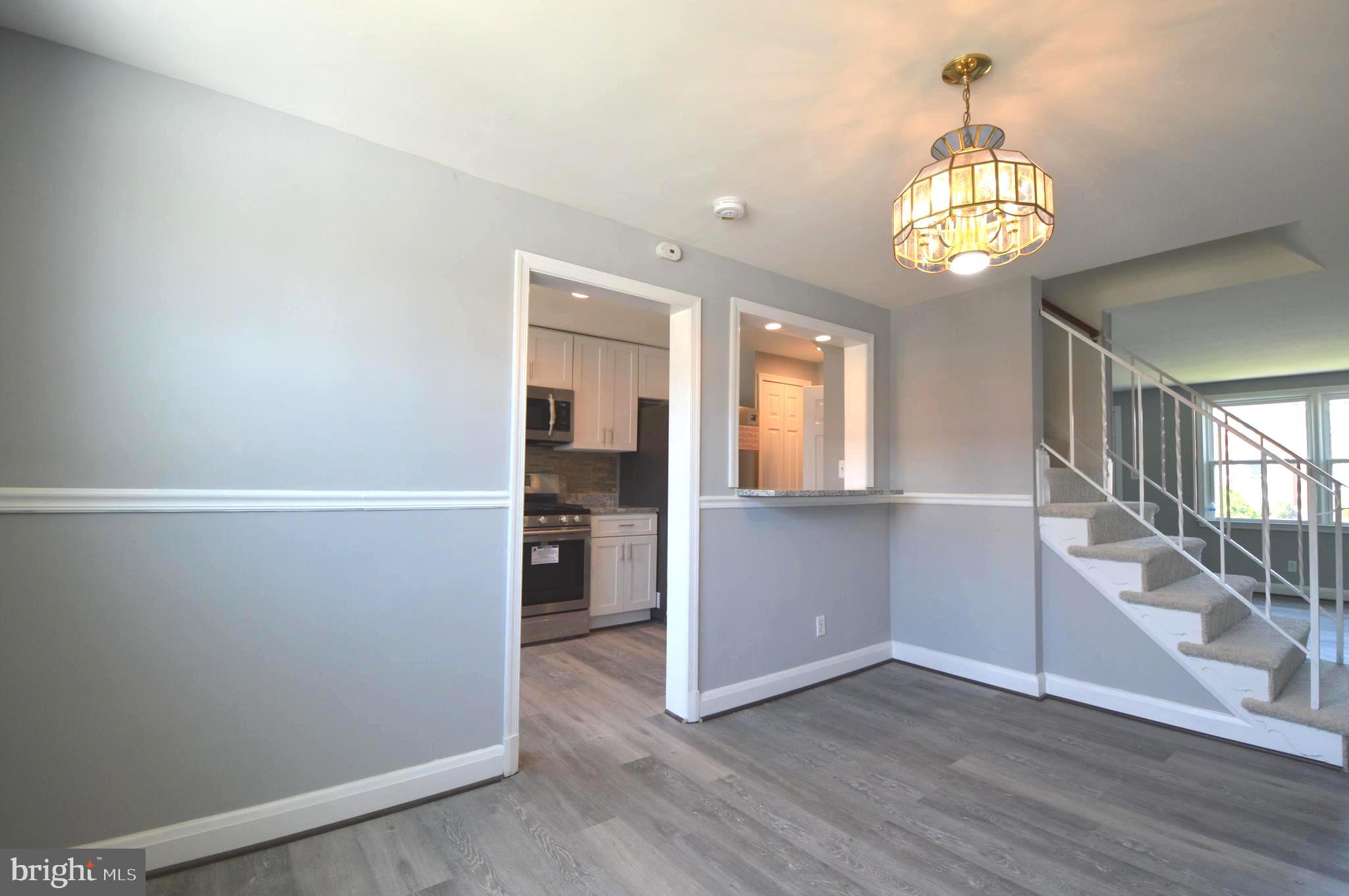 1405 Barrett Road Baltimore, MD 21207 - Photo 6 of 26 Dining Room