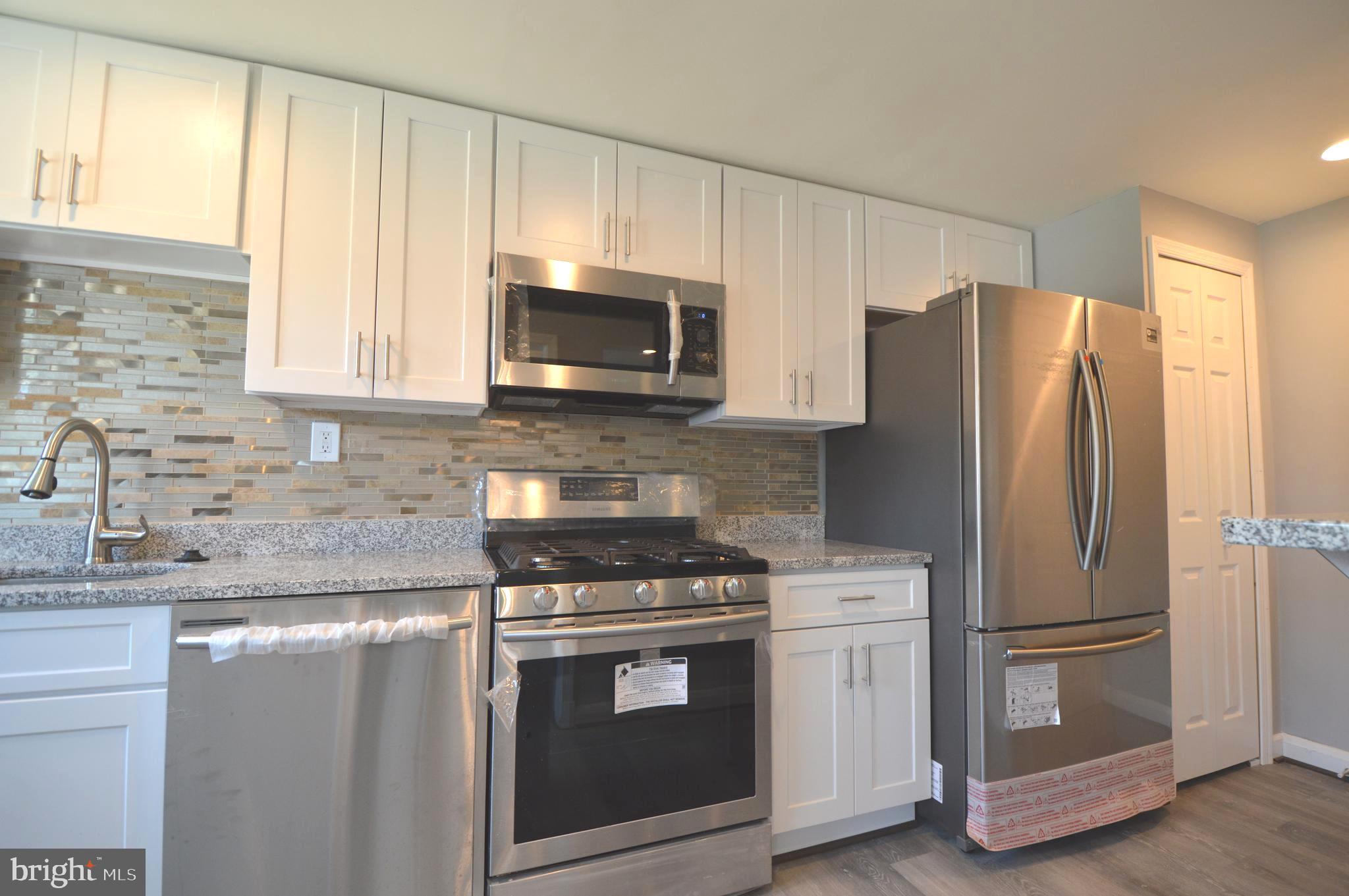1405 Barrett Road Baltimore, MD 21207 - Photo 7 of 26 Kitchen
