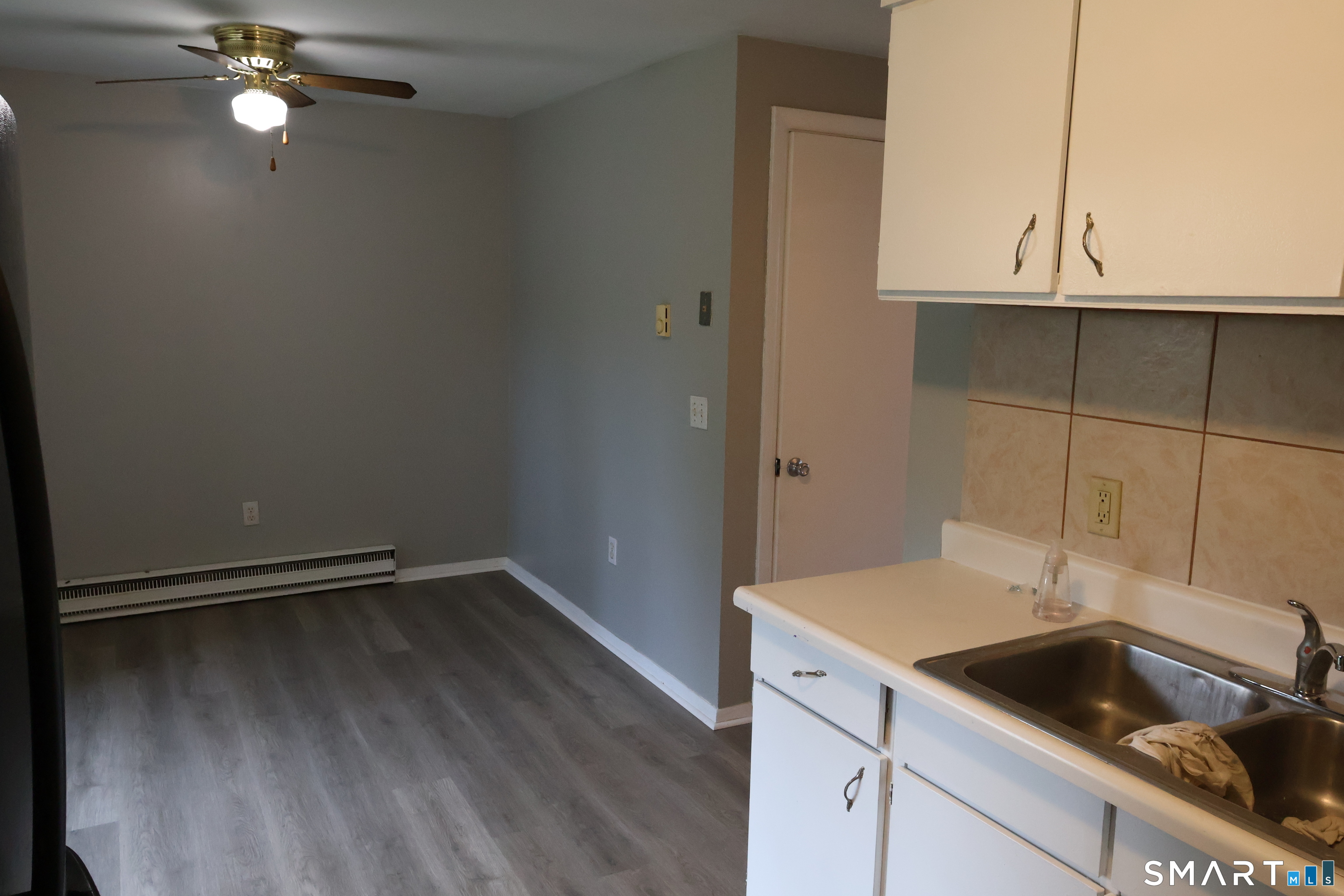 353 Scott Road Waterbury, CT 06705 - Photo 5 of 11