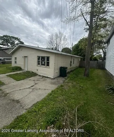 $55,000 | 1020 R G Curtiss Avenue, Lansing, MI 48911