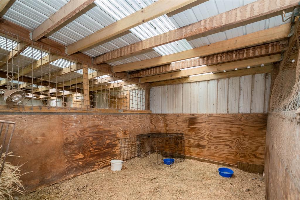1901 Byrd Road Jacksonville, TX 75766 - Photo 38 of 40 View of stable
