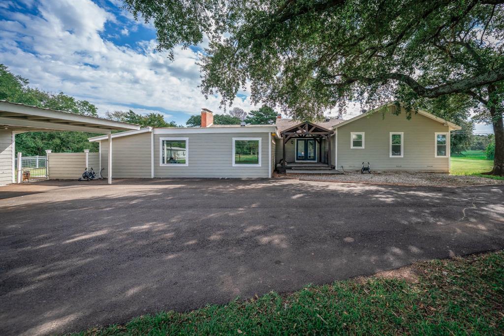1901 Byrd Road Jacksonville, TX 75766 - Photo 6 of 40 View of front of home featuring a chimney