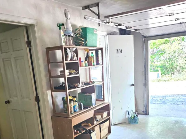 $2,195 | 714 North Bridge Street, Yorkville, IL 60560