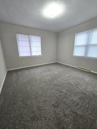 $2,195 | 714 North Bridge Street, Yorkville, IL 60560