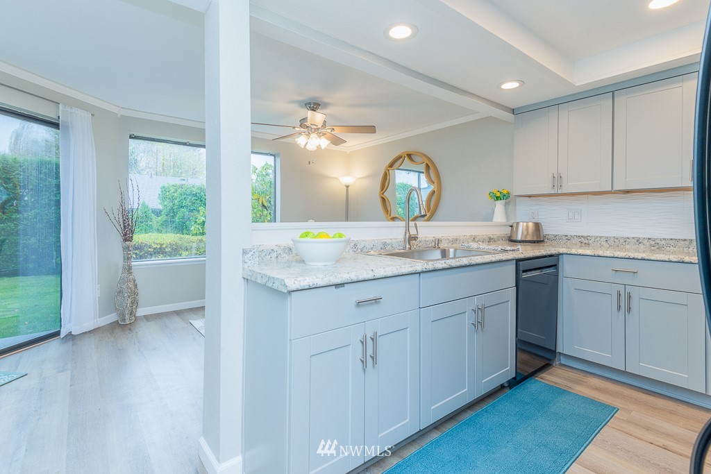 1541 Sheridan Road, Unit D1 Bremerton, WA 98310 - Photo 11 of 26 Gallery Image 11