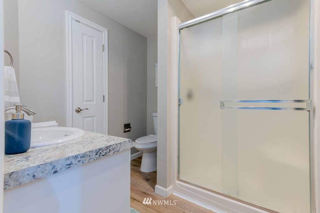 1541 Sheridan Road, Unit D1 Bremerton, WA 98310 - Photo 13 of 26 Gallery Image 13