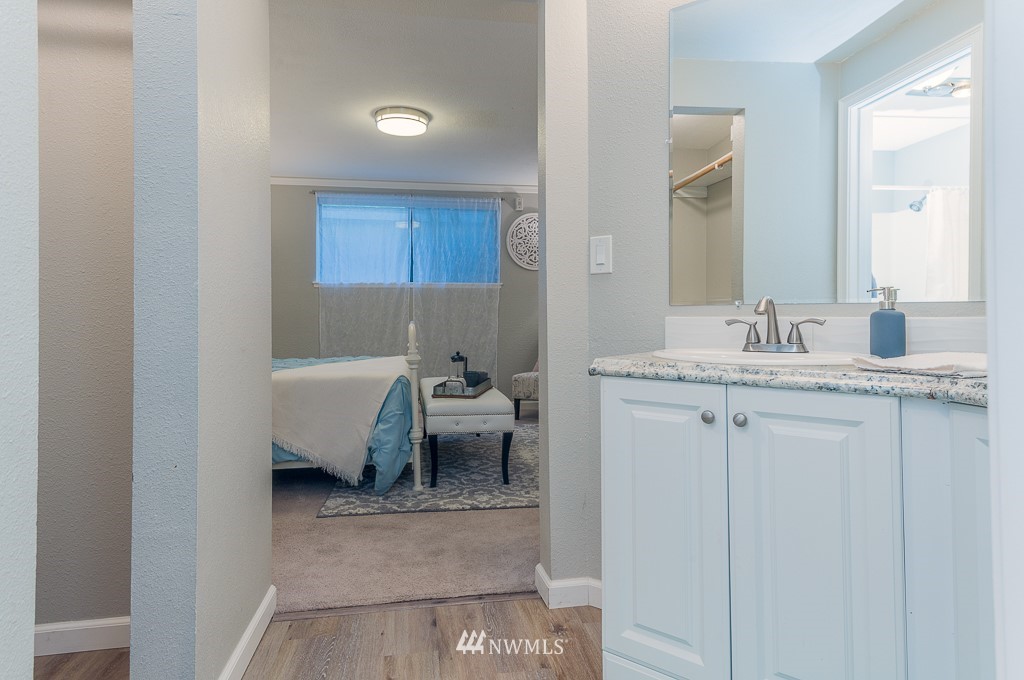 1541 Sheridan Road, Unit D1 Bremerton, WA 98310 - Photo 19 of 26 Gallery Image 19