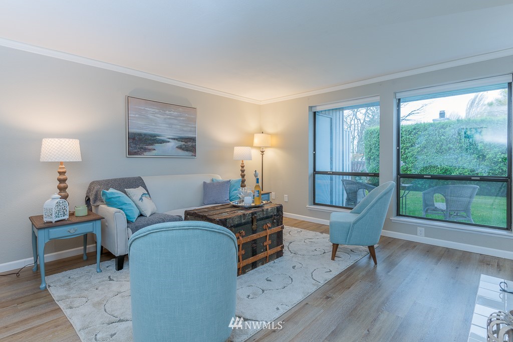 1541 Sheridan Road, Unit D1 Bremerton, WA 98310 - Photo 4 of 26 Gallery Image 4