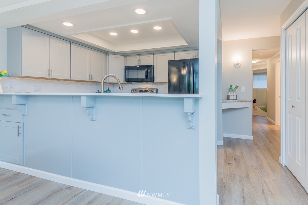 1541 Sheridan Road, Unit D1 Bremerton, WA 98310 - Photo 9 of 26 Gallery Image 9