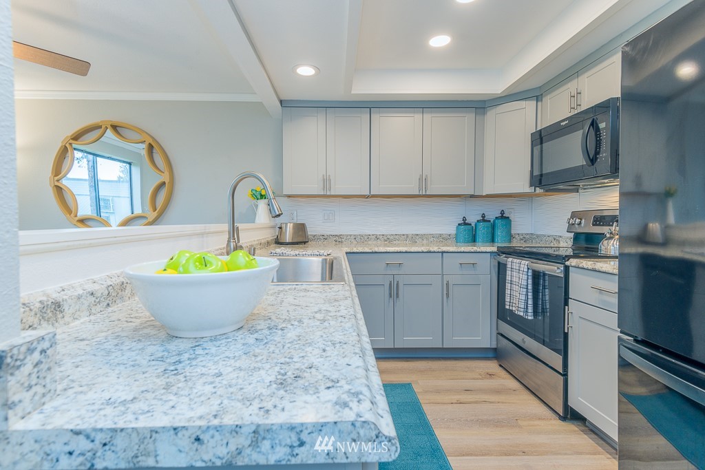 1541 Sheridan Road, Unit D1 Bremerton, WA 98310 - Photo 10 of 26 Gallery Image 10
