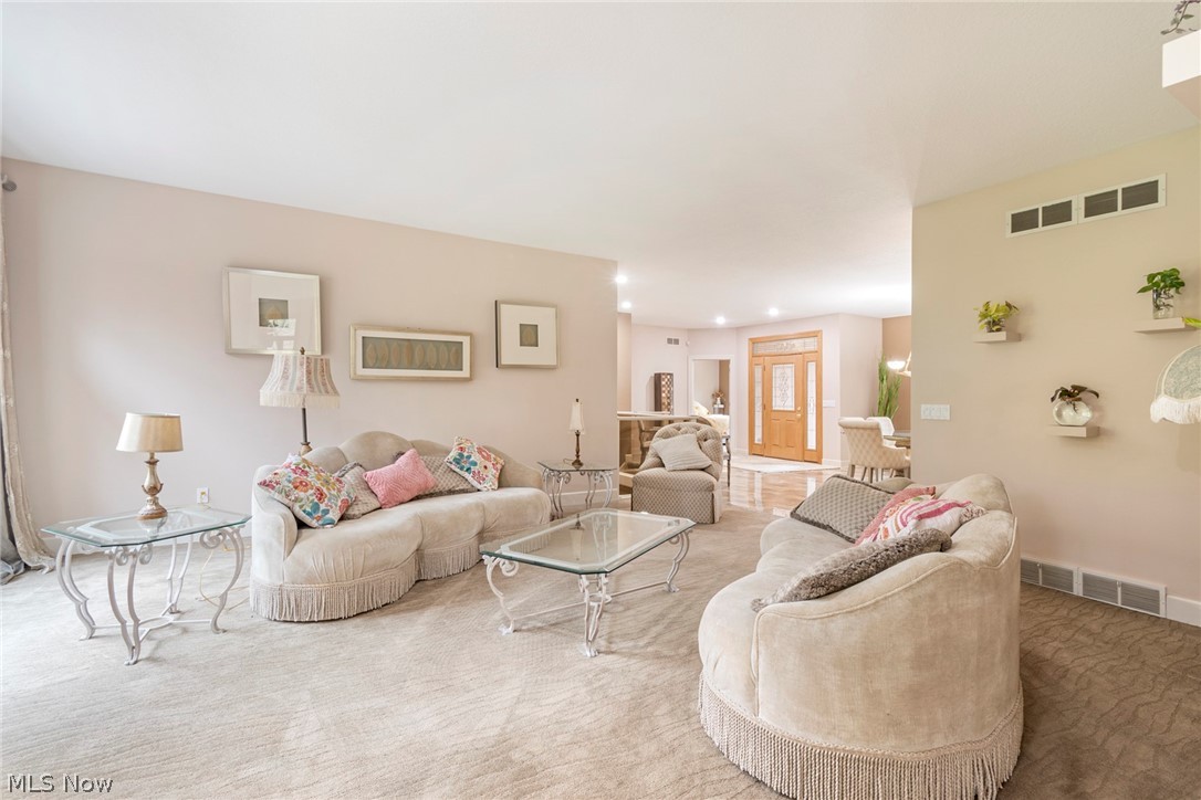7435 South Raccoon Road Canfield, OH 44406 - Photo 16 of 47 View of carpeted living room