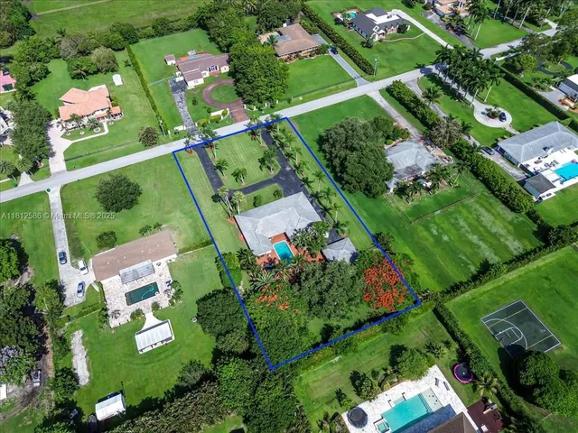 $1,600,000 | 3030 Southwest 117th Avenue, Davie, FL 33330
