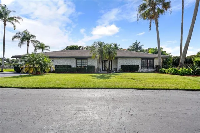 $1,600,000 | 3030 Southwest 117th Avenue, Davie, FL 33330