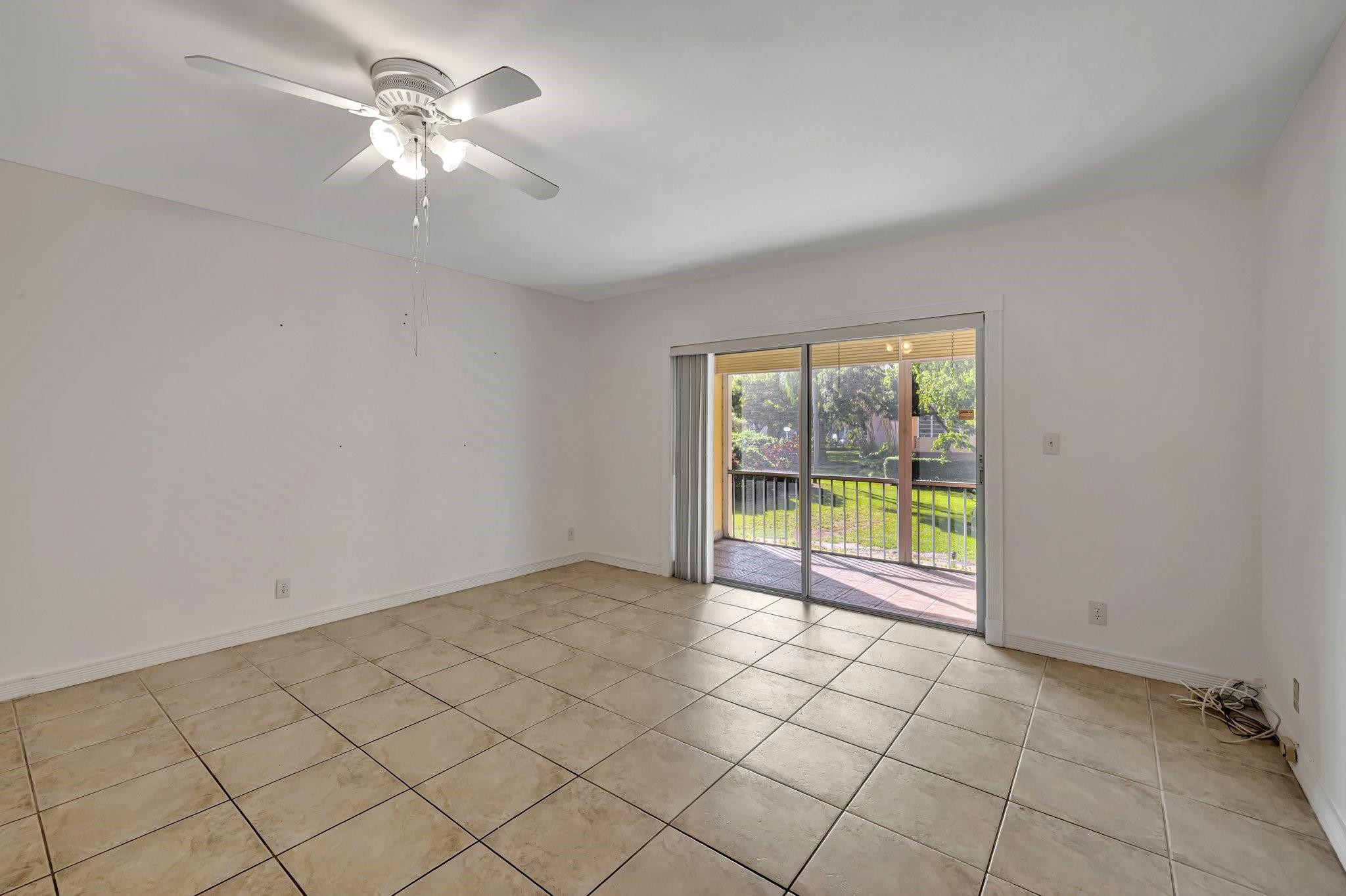 6731 Cypress Road, Unit 111 Plantation, FL 33317 - Photo 29 of 37 Photo 29