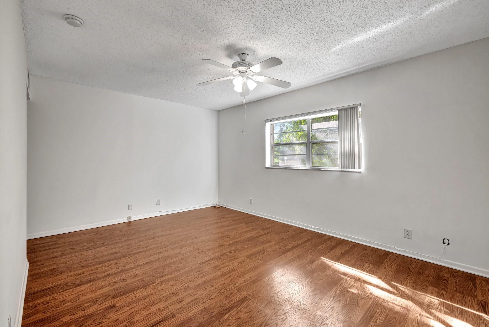 6731 Cypress Road, Unit 111 Plantation, FL 33317 - Photo 31 of 37 Photo 31