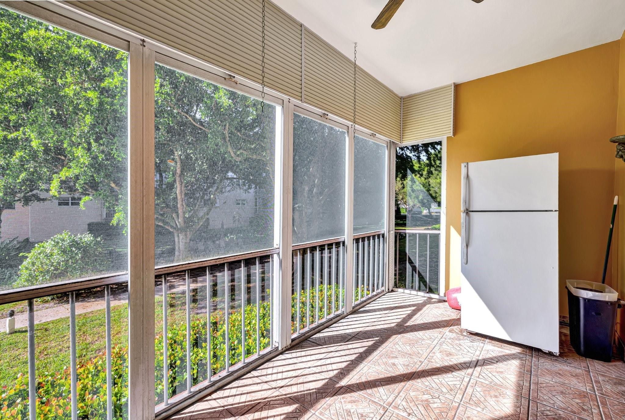 6731 Cypress Road, Unit 111 Plantation, FL 33317 - Photo 35 of 37 Photo 35