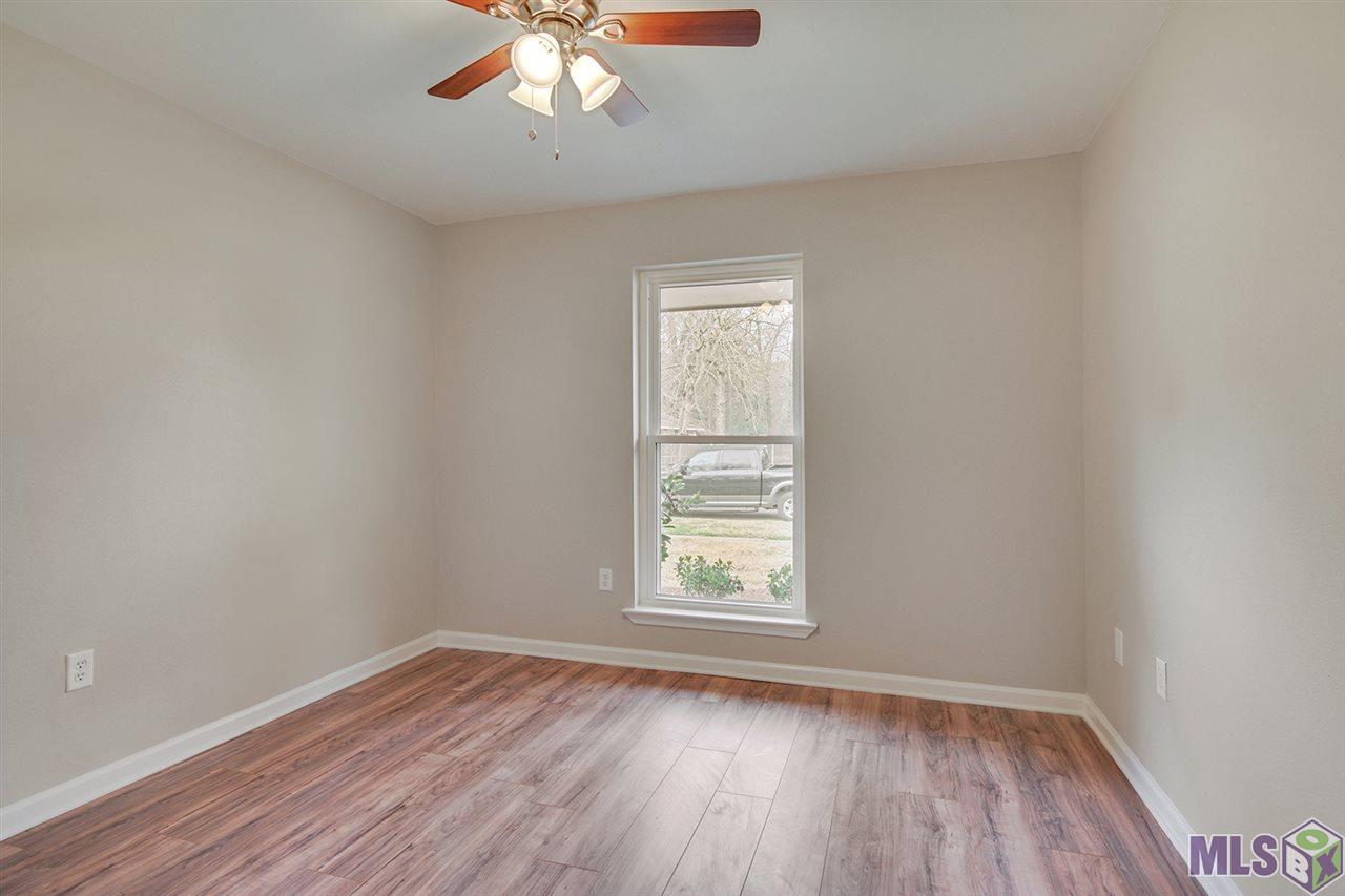 9116 Roundtree Drive Baton Rouge, LA 70818 - Photo 7 of 10