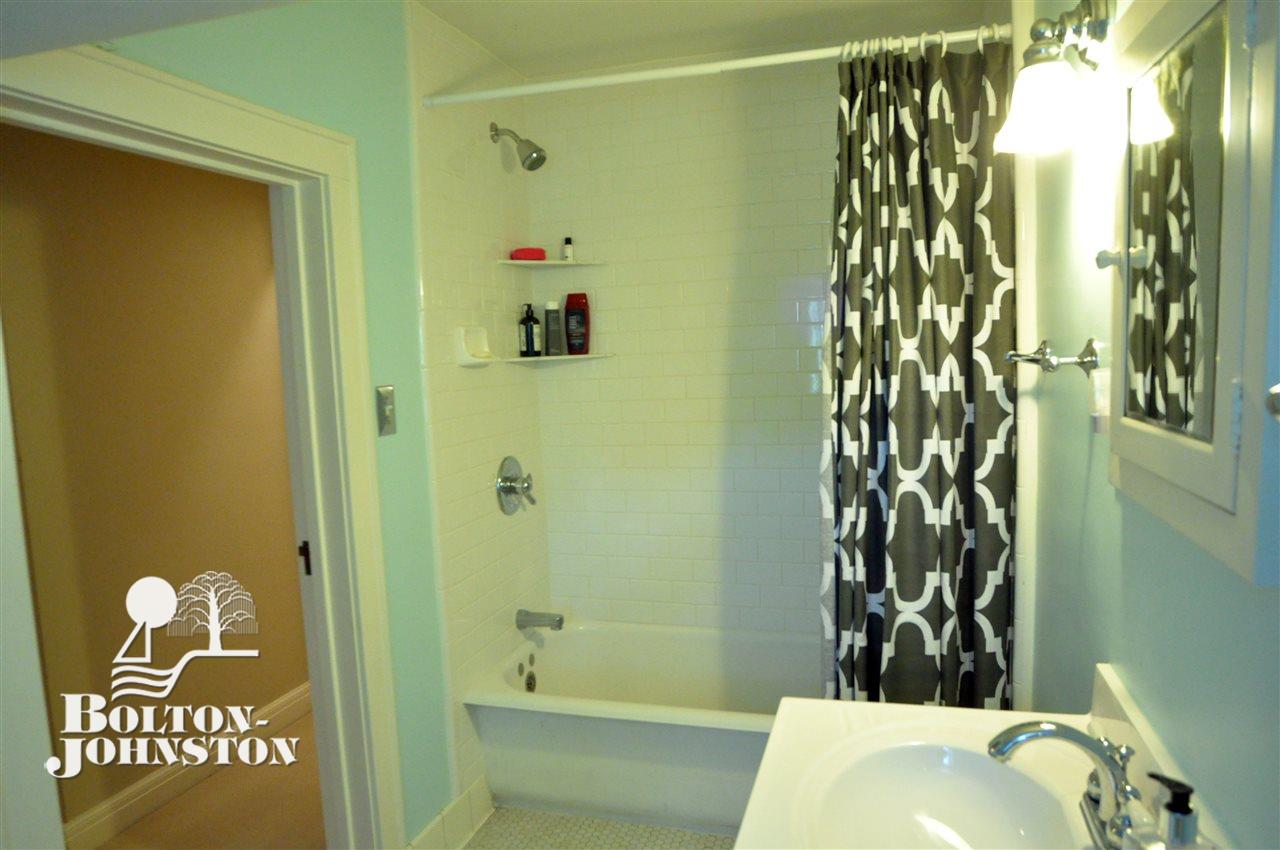 226 Moran Road Grosse Pointe, MI 48236 - Photo 56 of 72 50015266-55.JPG