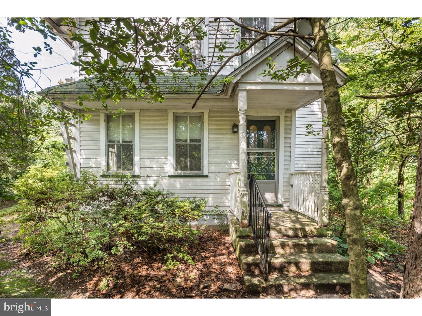 1405 Bridgeboro Road Edgewater Park, NJ 08010 - Photo 15 of 17 Exterior