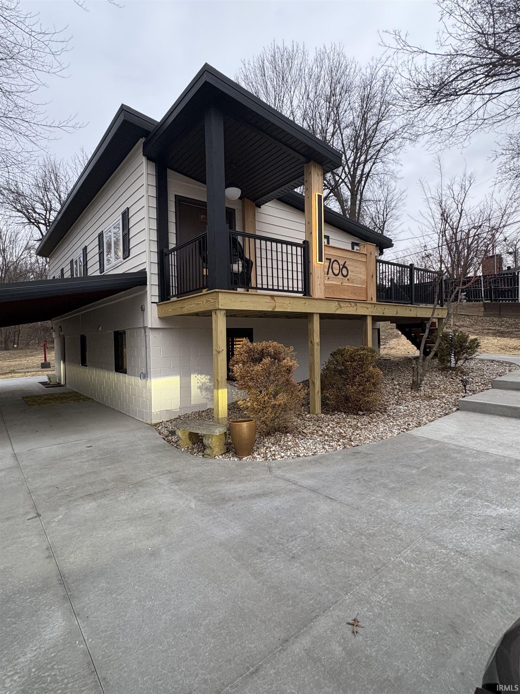 706 Rose Drive Newburgh, IN 47630 - Photo 9 of 25