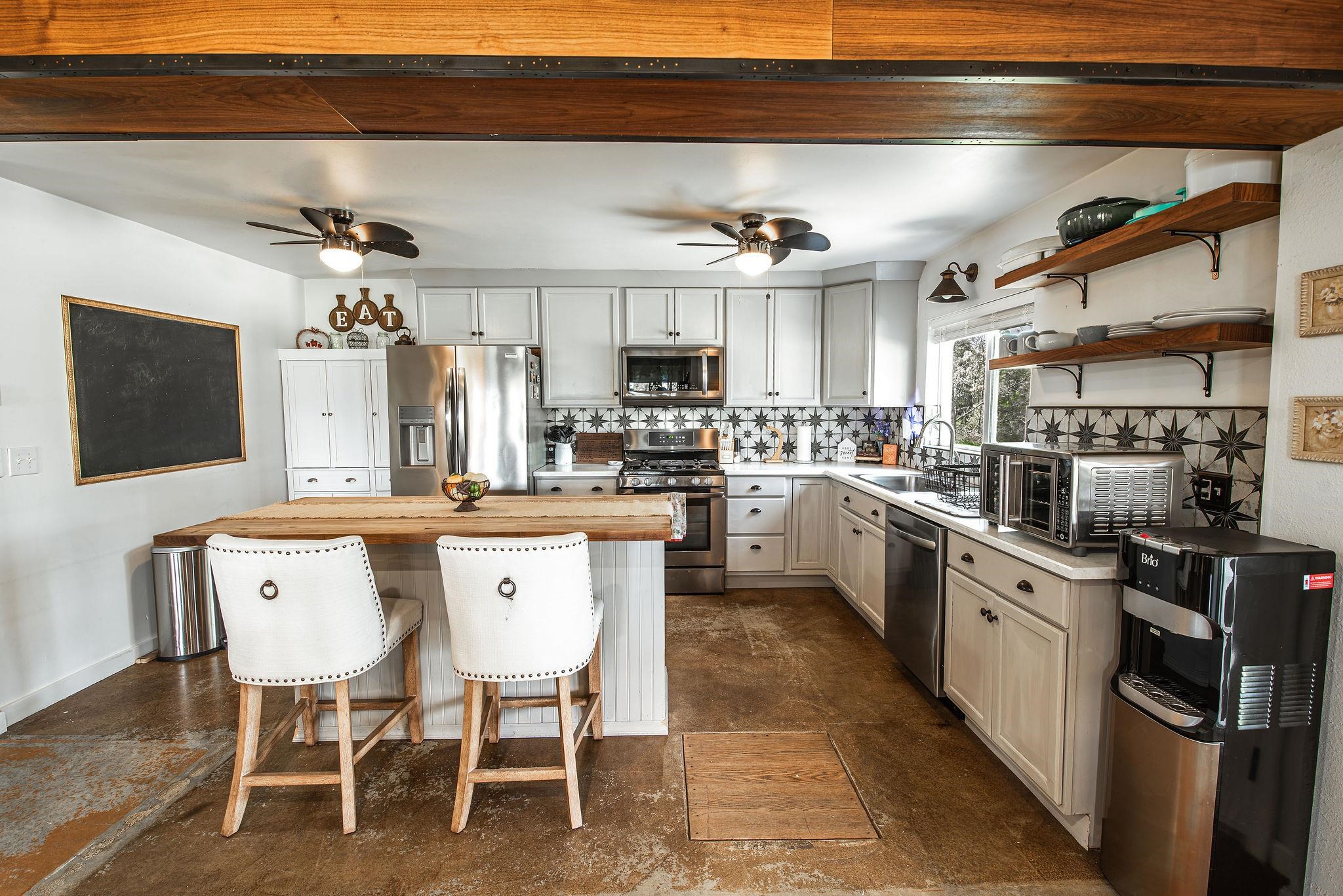 5608 West Jensen Road Cheney, WA 99004 - Photo 4 of 50