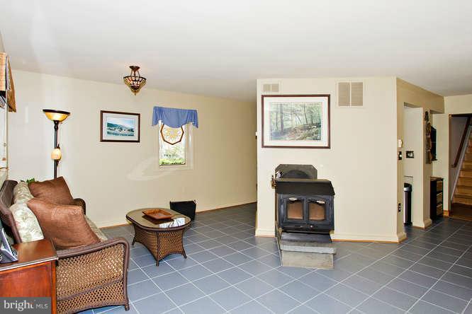 13221 Highland Road Highland, MD 20777 - Photo 6 of 30 Cozy Sitting Room off Kitchen