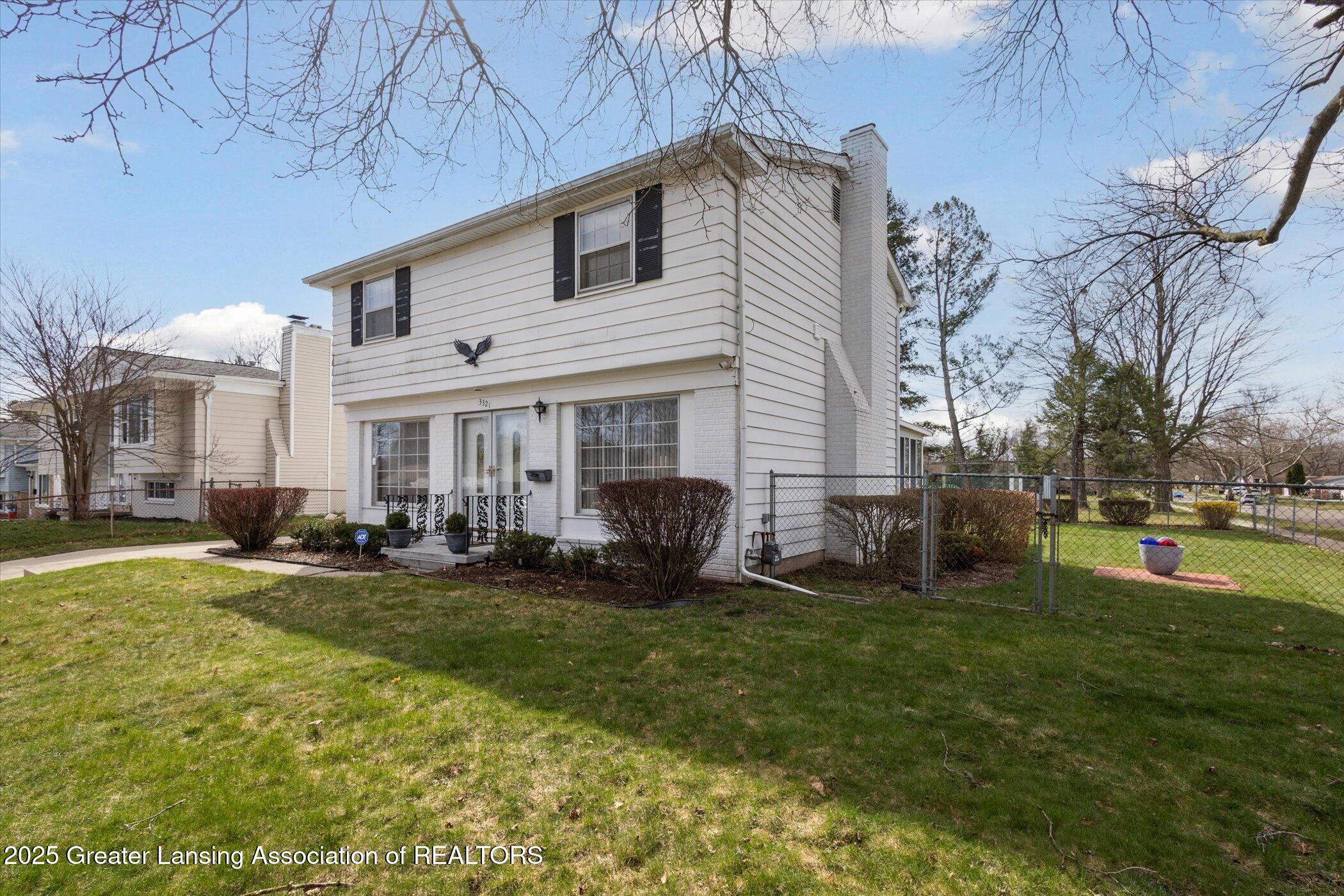 3321 Hepfer Road Lansing, MI 48911 - Photo 3 of 39 04-3321-Hepfer-Rd-Lansing-MI-48911-Windo