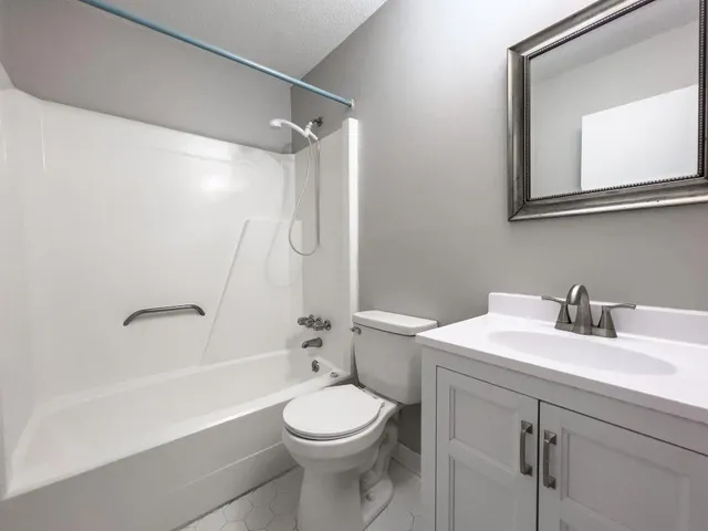 $1,325 | 101 Timber Lane, Unit B, Summerville, SC 29485