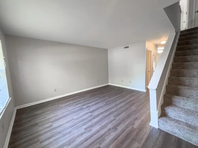 $1,325 | 101 Timber Lane, Unit B, Summerville, SC 29485