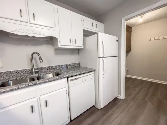 $1,325 | 101 Timber Lane, Unit B, Summerville, SC 29485