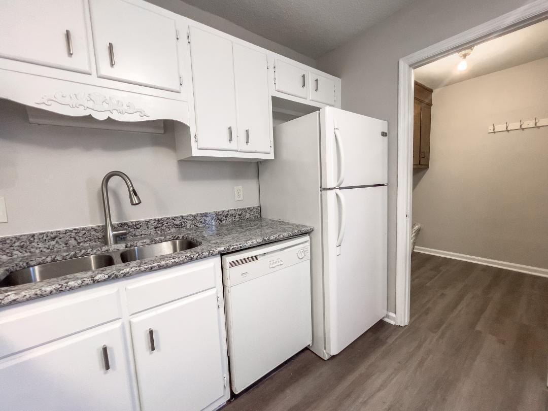 101 Timber Lane, Unit B Summerville, SC 29485 - Photo 6 of 15 101 b 9