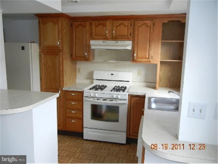 1319 Rodman Road Wilmington, DE 19805 - Photo 3 of 10 Gallery Image 3
