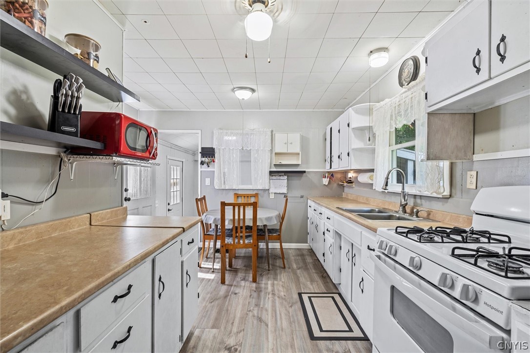 322 Sayles Street Oneida, NY 13421 - Photo 8 of 25 Kitchen