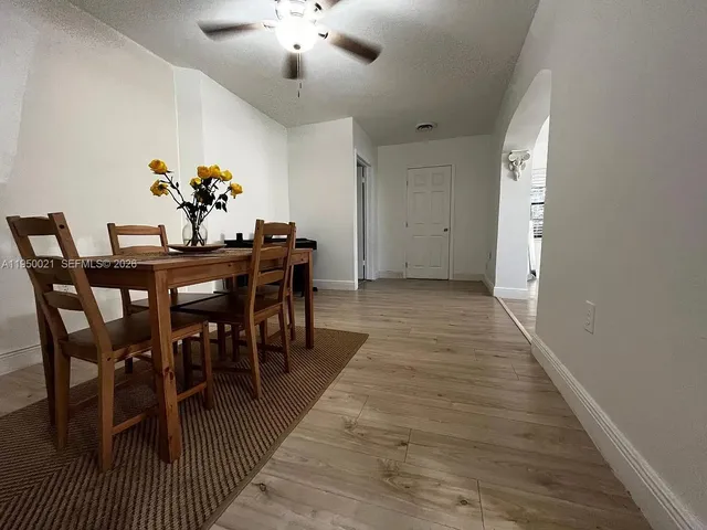 $2,750 | 2049 Southwest 60th Court, Unit 1, Miami, FL 33155