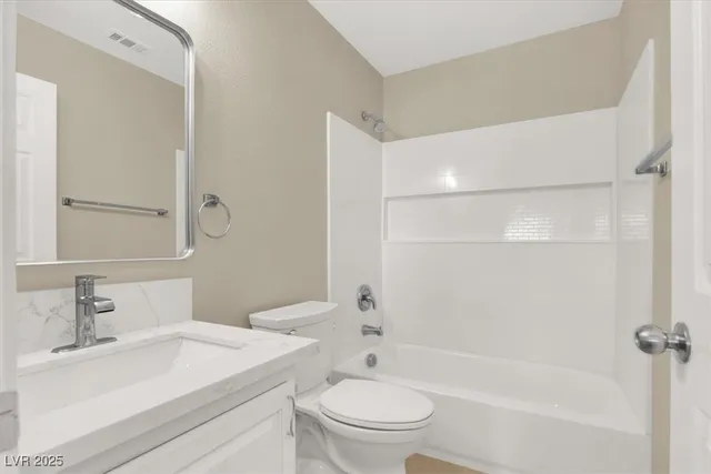 $2,195 | 636 Pacific Cascades Drive, Henderson, NV 89012