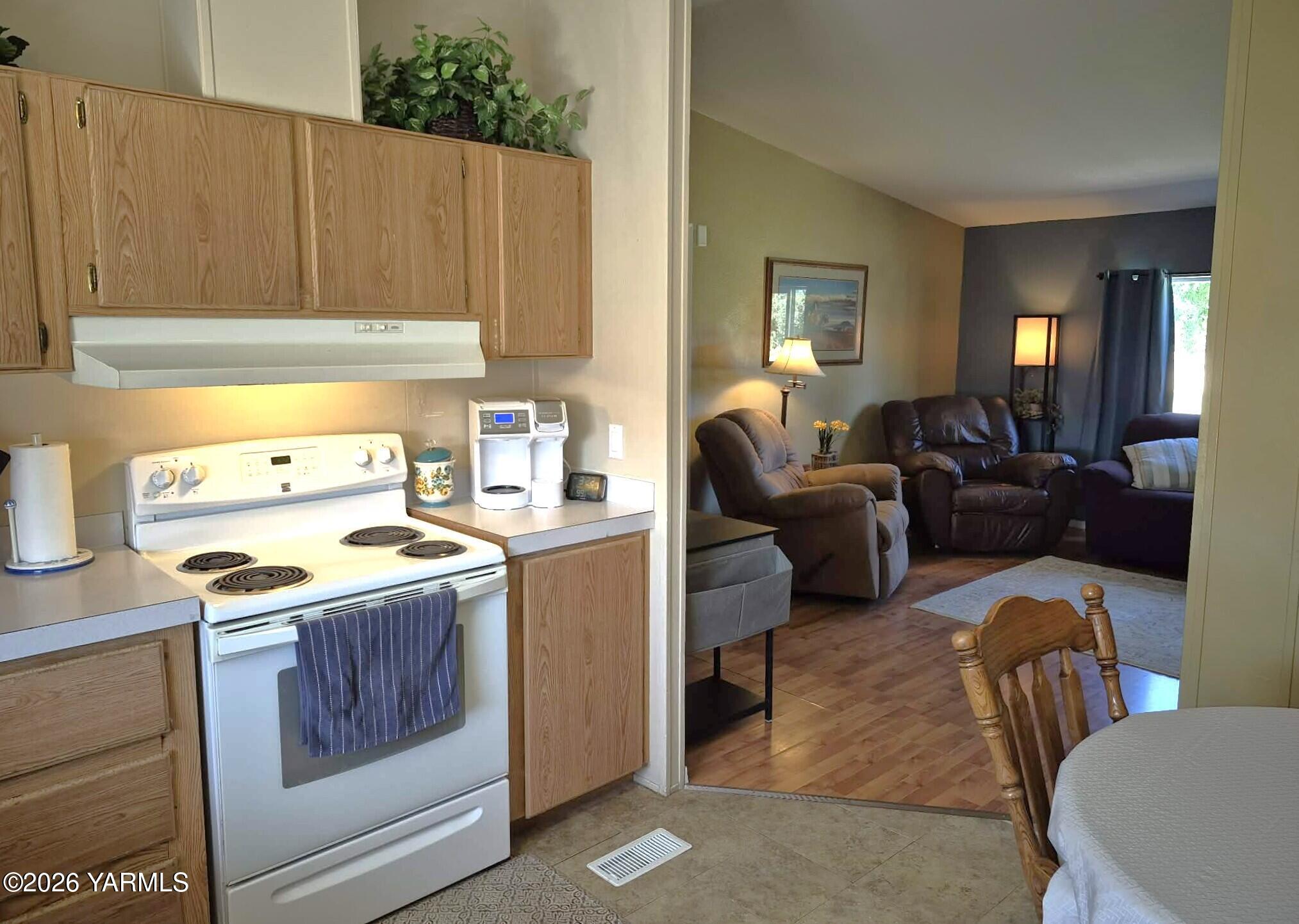497 Burnham Road Yakima, WA 98908 - Photo 27 of 33 cad53f23-8cff-4c1b-a963-c1b57ca327e4 (1)