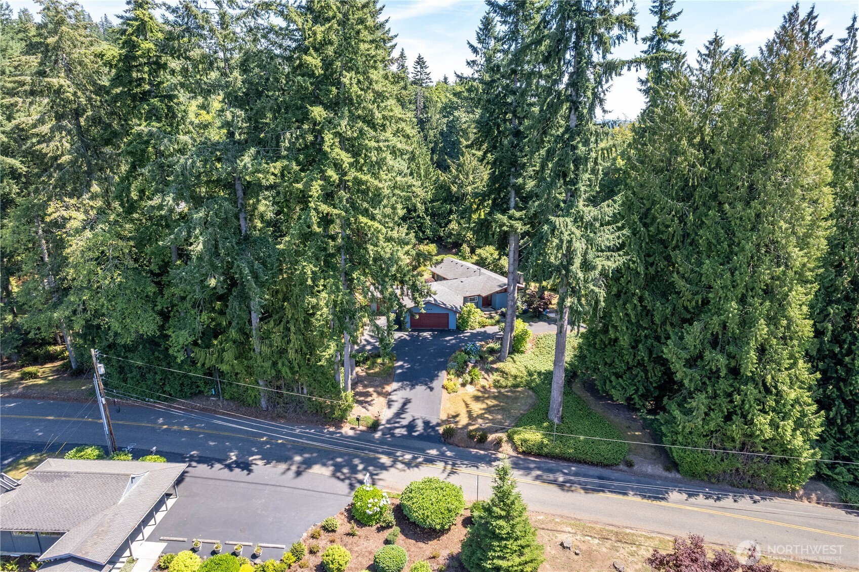 262 Sunset Drive Longview, WA 98632 - Photo 37 of 39 a view of yard