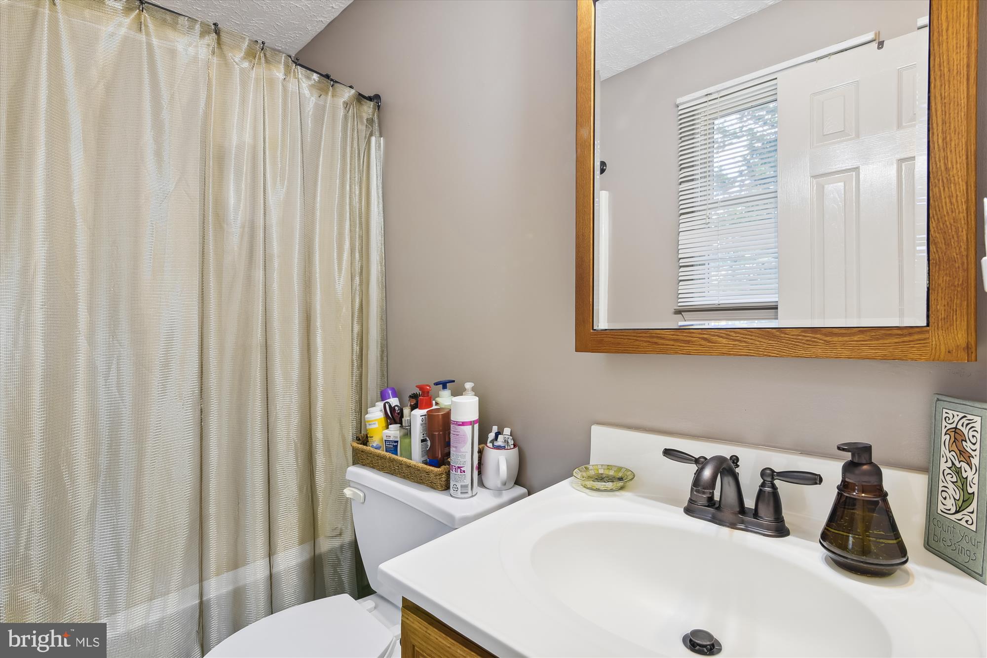 1283 Cape St Claire Road Annapolis, MD 21409 - Photo 18 of 62 Primary full bath