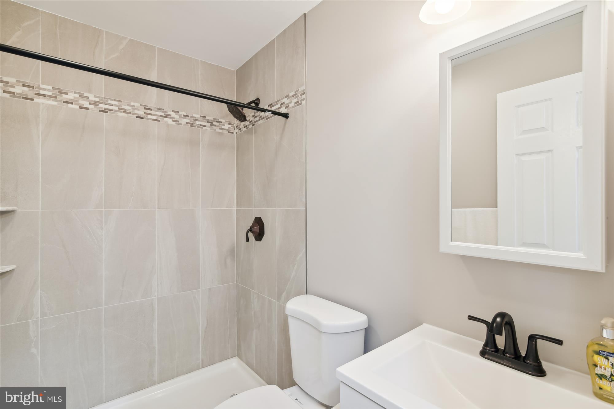 1283 Cape St Claire Road Annapolis, MD 21409 - Photo 32 of 62 Lower level full bath