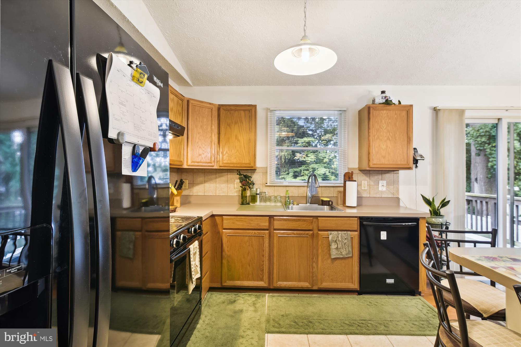 1283 Cape St Claire Road Annapolis, MD 21409 - Photo 8 of 62 Kitchen