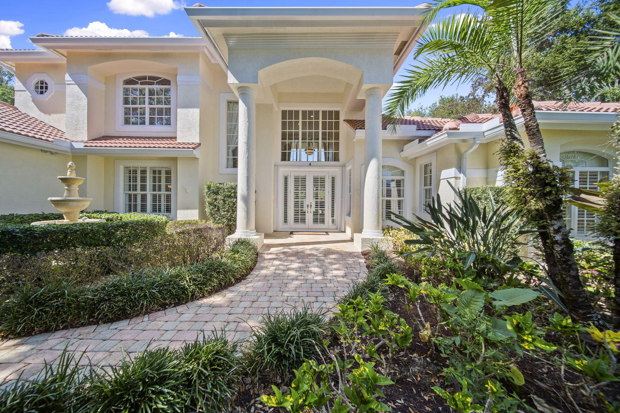 4 Castle Hill Way Stuart, FL 34996 - Photo 7 of 52 32-web-or-mls-DSC04275