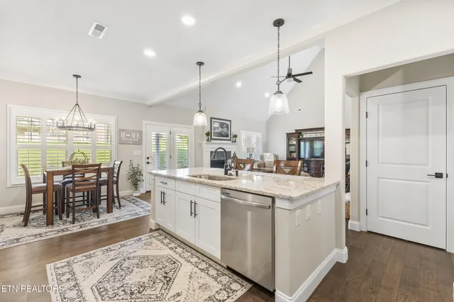 $679,000 | 403 Cummings Court, Morristown, TN 37814