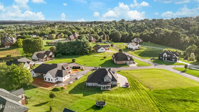 $679,000 | 403 Cummings Court, Morristown, TN 37814